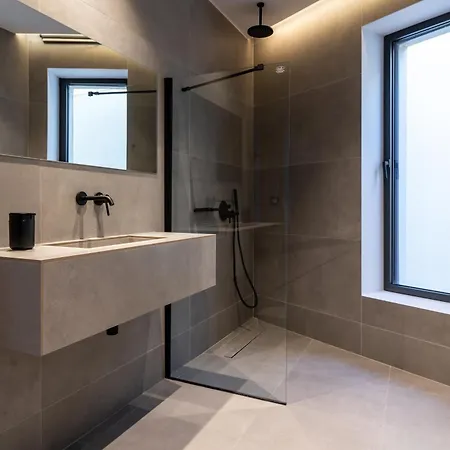 Almos * 아르고스톨리온